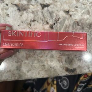 Skintific Brightening Lip Serum
